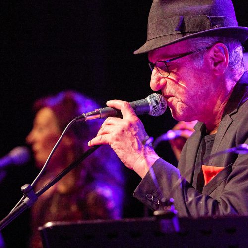 Leonard Cohen Tribute Band_Come Healing_scènefoto 1(c)Eric van Laarhoven